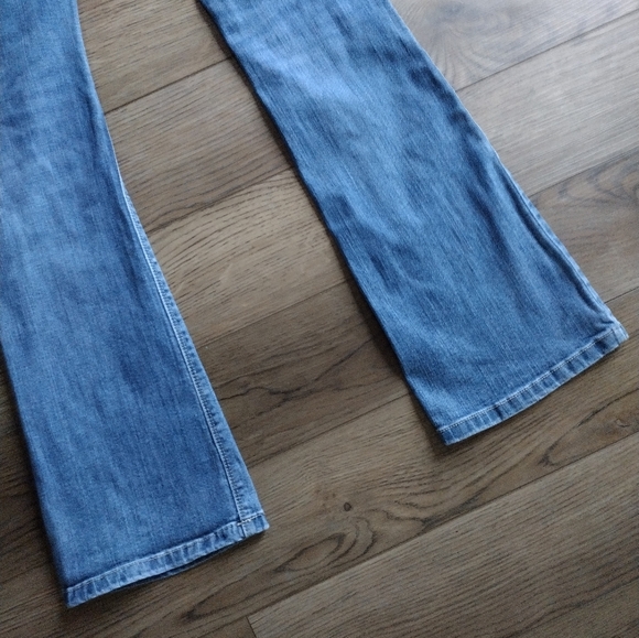 Low rise boot cut jeans - Picture 2 of 8
